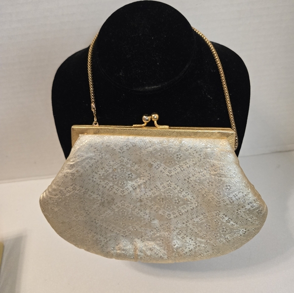 Vintage Gold handbag - Picture 2 of 6